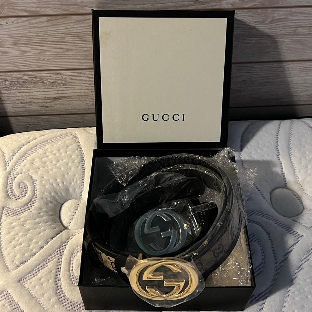 Gucci Women's Black and Brown Belt